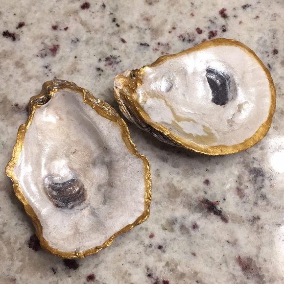 Painted oyster shells - Picture 4 of 8